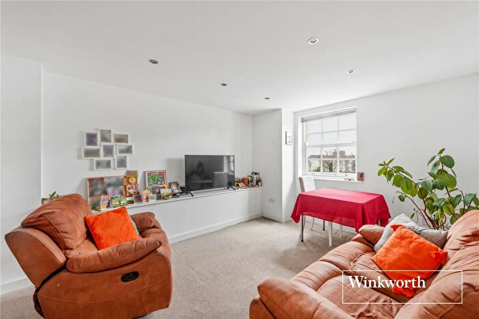 1 Bedroom Flat To Rent In Grove Lodge, Regents Park Road, Finchley, London, N3
