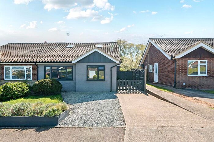 3 Bedroom Semi-Detached Bungalow For Sale In Swalecliffe Road, Whitstable, CT5
