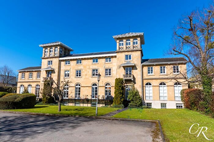2 Bedroom Flat For Sale In Malvern Road, Cheltenham, GL50