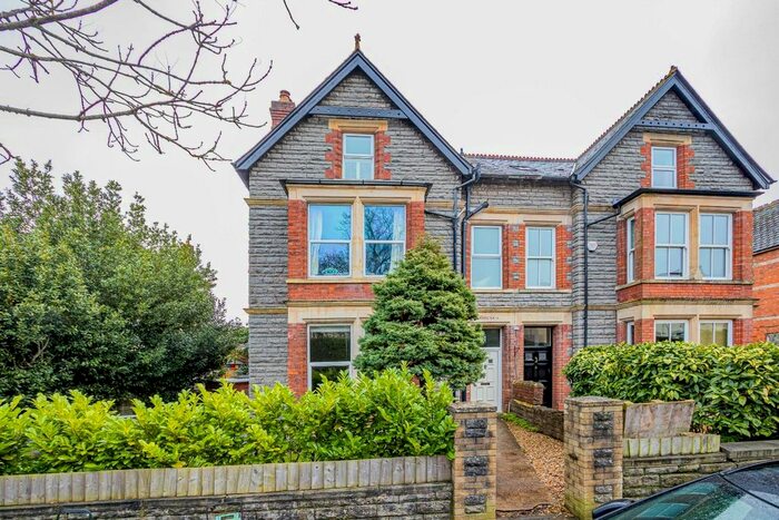 3 Bedroom Maisonette To Rent In Westbourne Road, Penarth, CF64