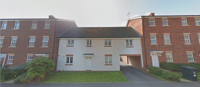 3 Bedroom Terraced House To Rent In Errington Close, Hatfield, AL10