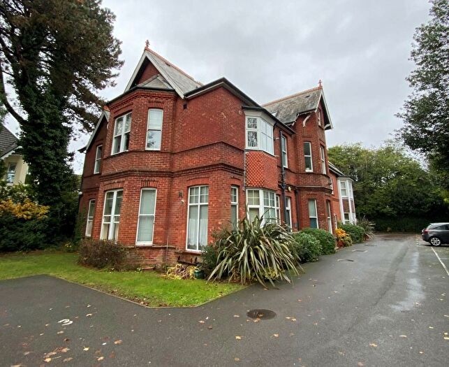 2 Bedroom Apartment To Rent In Charmwell, Wellington Road, BH8