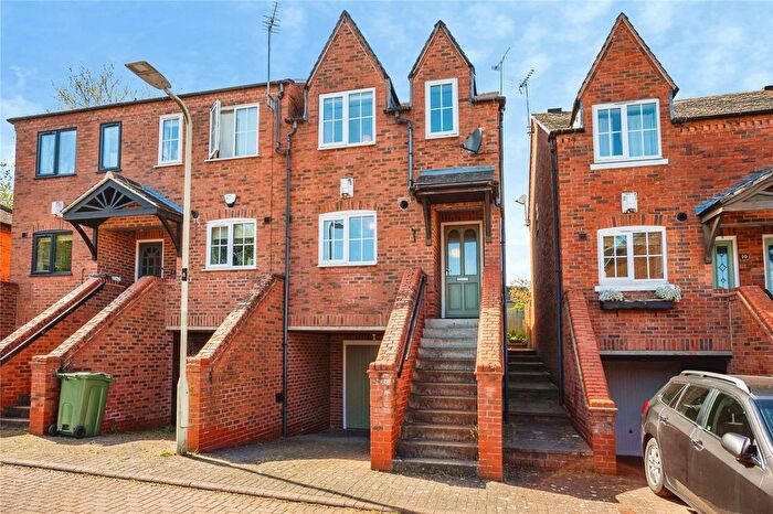 3 Bedroom Town House For Sale In The Roods, Rothley, Leicester, Leicestershire, LE7
