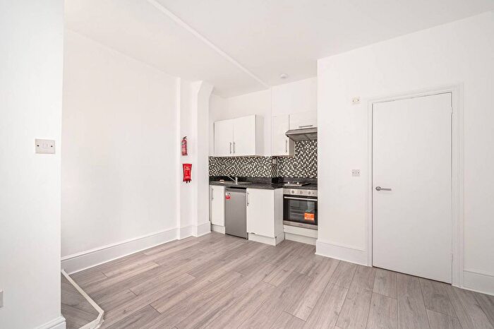 Studio To Rent In Sumatra Road, West Hampstead, London, NW6