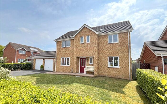 4 Bedroom Detached House For Sale In Daisy Close, Highcliffe, Christchurch, Dorset, BH23