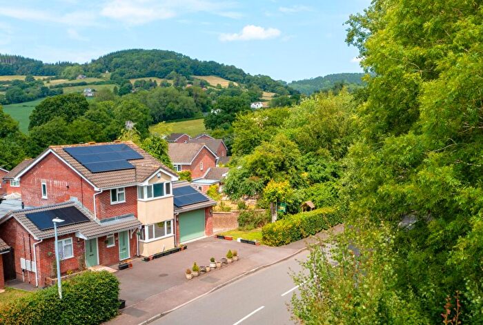 5 Bedroom Detached House For Sale In Lancaster Way, Monmouth, NP25