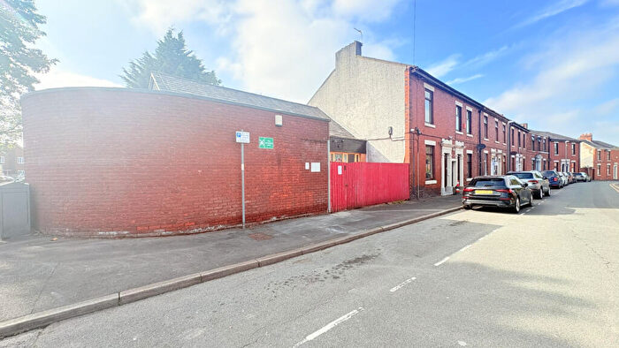 Terraced House To Rent In , Preston, Lancashire, PR1