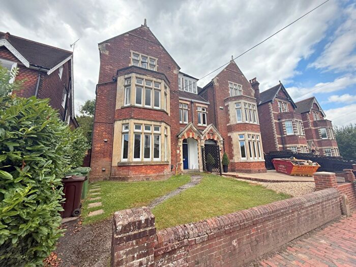 1 Bedroom Flat To Rent In Warwick Park, Tunbridge Wells, TN2