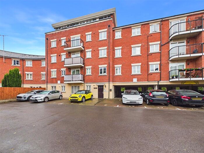 2 Bedroom Apartment For Sale In Brookbank Close, Cheltenham, Gloucestershire, GL50