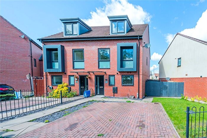 3 Bedroom Semi-Detached House For Sale In Bridle Walk, Donnington, Telford, Shropshire, TF2