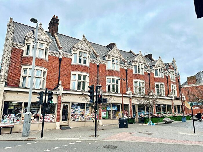 1 Bedroom Flat To Rent In St James Apartments, Pretoria Avenue, Walthamstow, E17