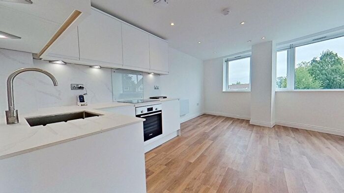 1 Bedroom Flat To Rent In Golden House, Guildford, GU1