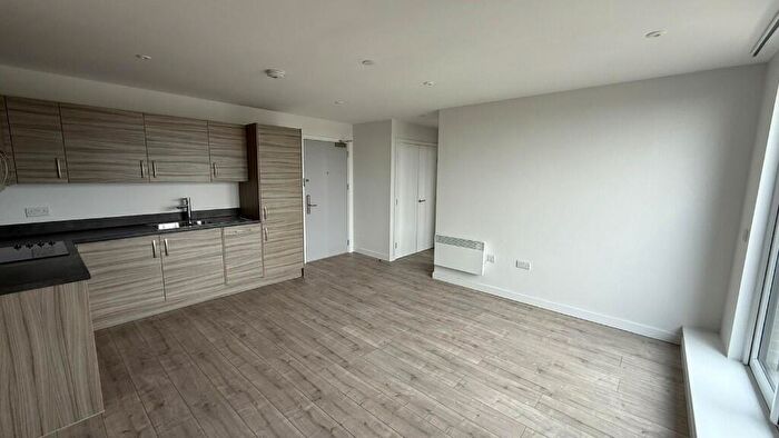 1 Bedroom Apartment To Rent In Crocus Street, Nottingham, Nottinghamshire, NG2