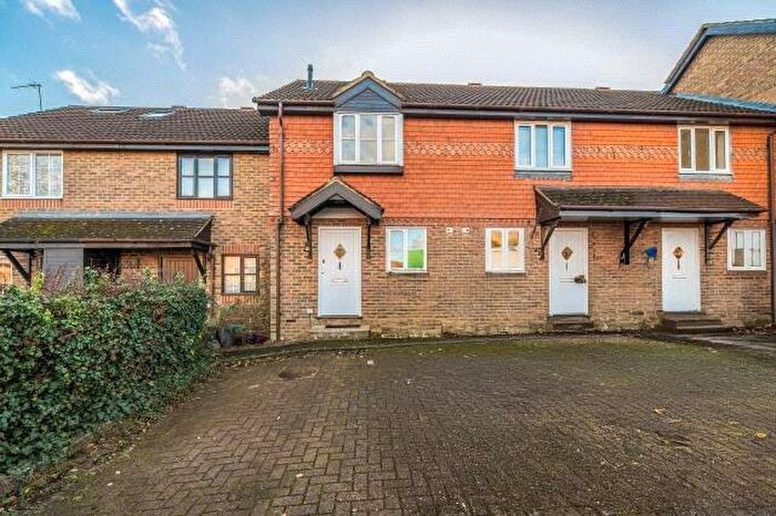 2 Bedroom Terraced House To Rent In Coleridge Close, Twyford, Reading, RG10