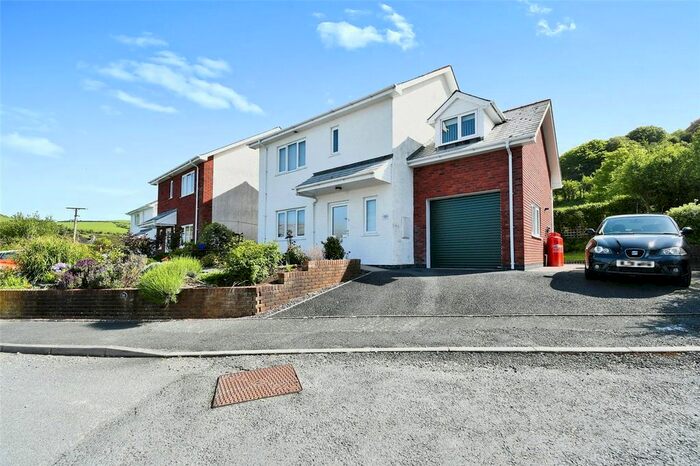 4 Bedroom Detached House For Sale In Heol Isfoel, Llanrhystud, Heol Isfoel, Llanrhystud, SY23