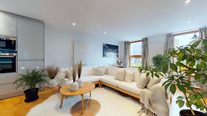 2 Bedroom Apartment For Sale In Chant House, Arlington Road, London, NW1