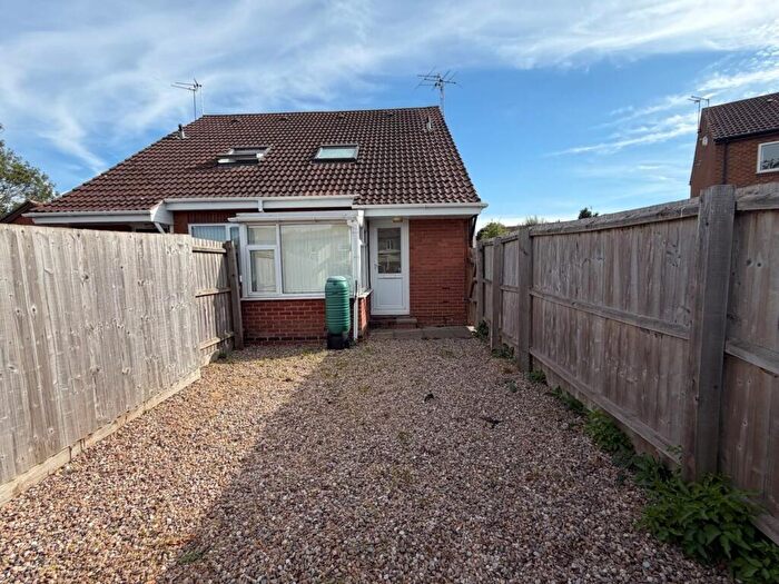 1 Bedroom Terraced House To Rent In Quantock Rise, Shepshed, Loughborough, LE12