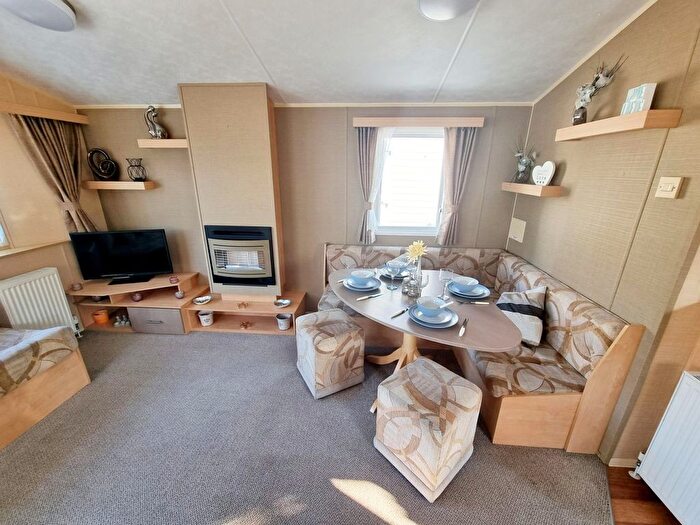 2 Bedroom Park Home For Sale In Warren Road, Dawlish Warren, Dawlish, EX7