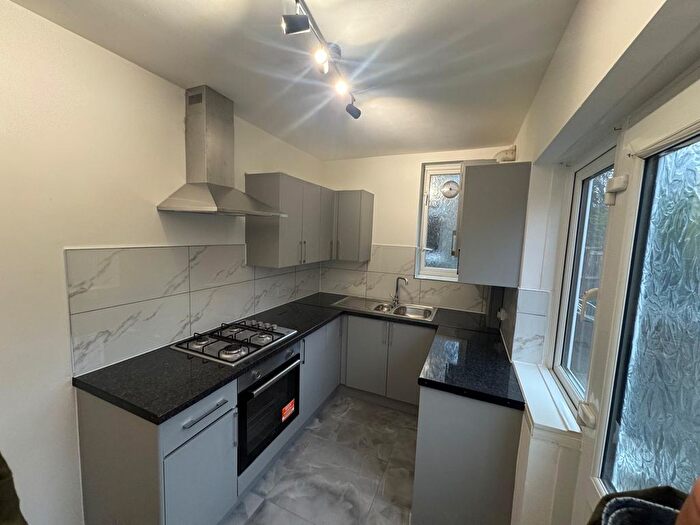 2 Bedroom Maisonette To Rent In Pd, Northw, HA6