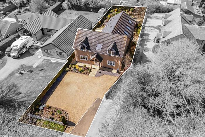 5 Bedroom Detached House For Sale In Preston Capes Road, Newnham, Daventry, NN11