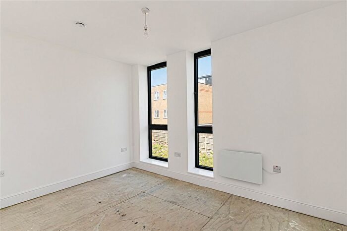 3 Bedroom Terraced House To Rent In River Mews, Ealing, W7