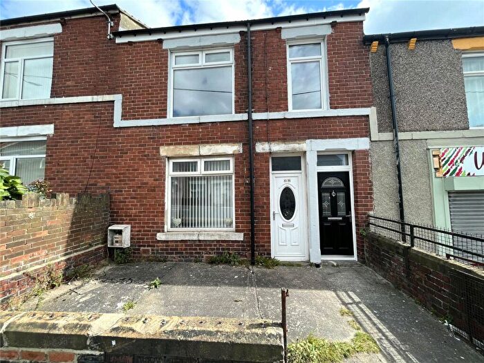 2 Bedroom Apartment To Rent In Park Road, Stanley, DH9