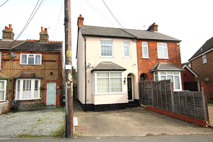 3 Bedroom Semi-Detached House For Sale In Cressing Road, Braintree, CM7