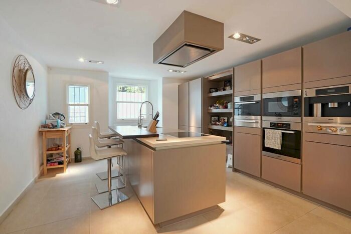 5 Bedroom Semi-Detached House To Rent In Greville Road, London, NW6