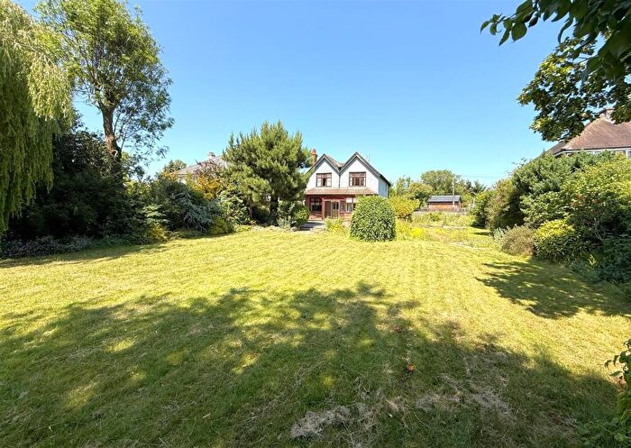 4 Bedroom Detached House For Sale In Station Road, Bottesford, NG13