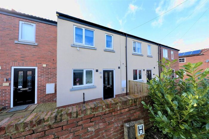 2 Bedroom Terraced House For Sale In Headlands Road, Aldbrough, Hull, HU11