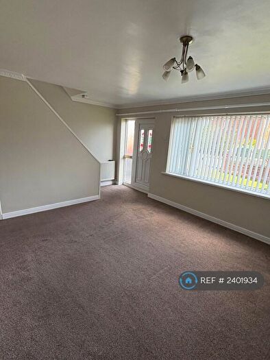 3 Bedroom Semi-Detached House To Rent In Ivy Road, Doncaster, DN8