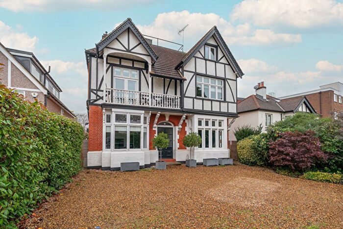 7 Bedroom Detached House For Sale In Cranes Park, Surbiton, KT5