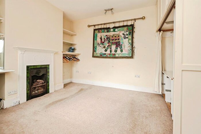 4 Bedroom Detached House For Sale In Sladefield Road, Birmingham, B8 - Photo 10