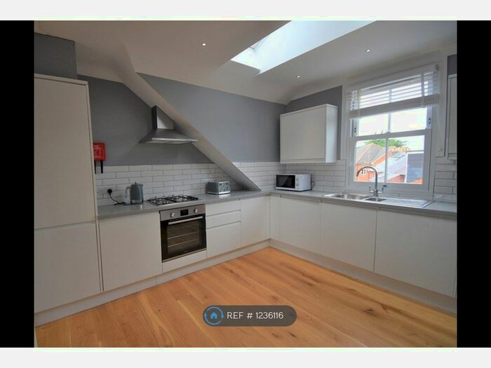 2 Bedroom Flat To Rent In Addington Road, Reading, RG1