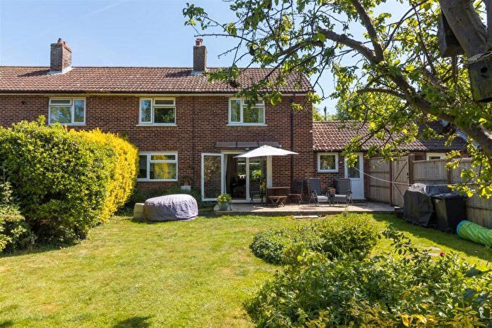 3 Bedroom Semi-Detached House For Sale In Riverside, Buntingford, SG9