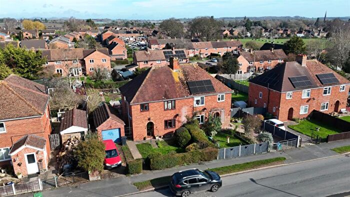 3 Bedroom Semi Detached House For Sale In The Tythings, Newent, GL18