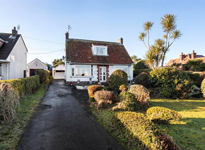 3 Bedroom Detached House For Sale In Donaghadee Road, Newtownards, BT22