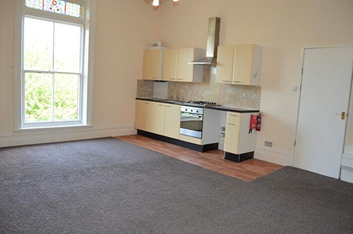 1 Bedroom Flat To Rent In Cambridge Road, Waterloo, Liverpool, Merseyside., L22