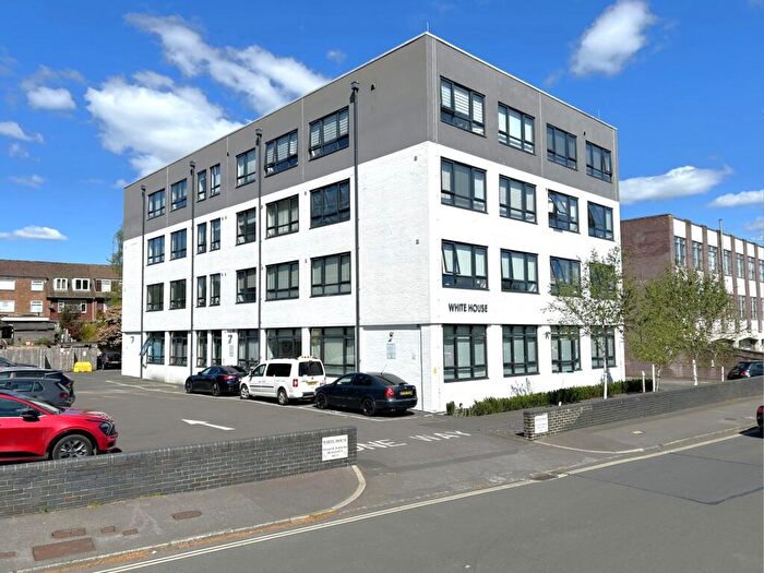 2 Bedroom Apartment For Sale In Burrell Road, Haywards Heath, RH16