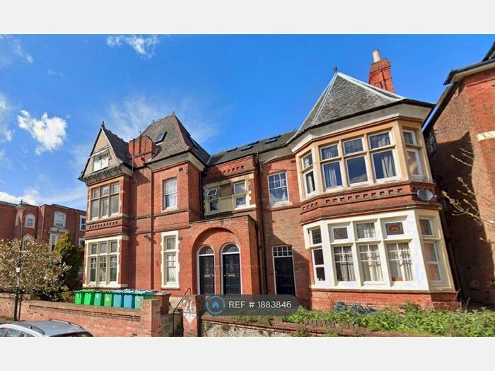 6 Bedroom Flat To Rent In Burns Street, Nottingham, NG7