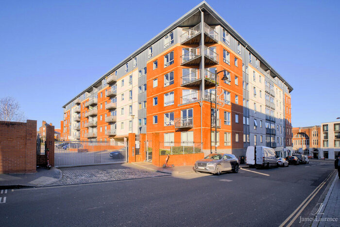 2 Bedroom Apartment To Rent In Quartz Apartments, Hall Street, Jewellery Quarter, B18