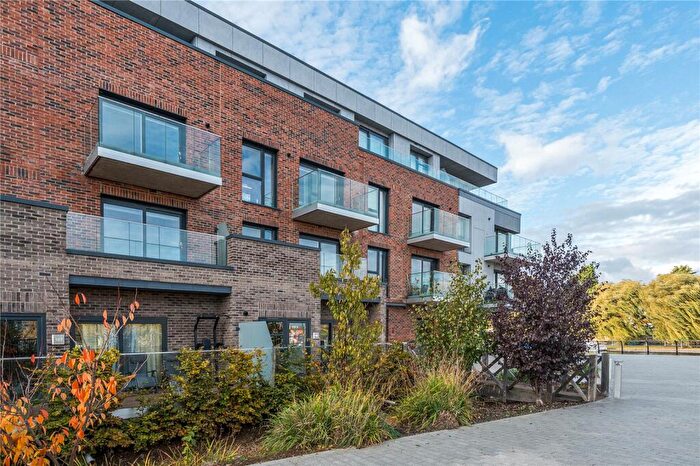 2 Bedroom Flat To Rent In Darlington House, Fletton Quays, Peterborough, PE2