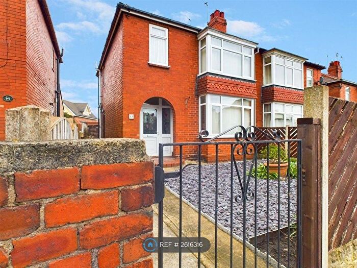 3 Bedroom Semi-Detached House To Rent In Baghill Lane, Pontefract, WF8