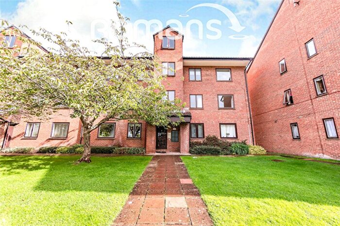 1 Bedroom Flat To Rent In Tippett Rise, Reading, RG2