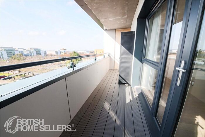 2 Bedroom Apartment For Sale In Silbury Boulevard, Milton Keynes, Buckinghamshire, MK9