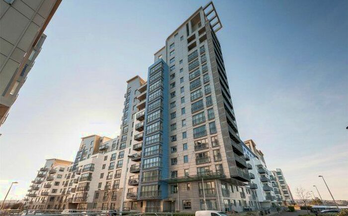 3 Bedroom Flat To Rent In Western Harbour Midway, The Shore, Edinburgh, EH6
