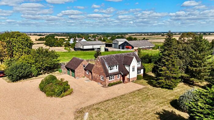 3 Bedroom Detached House For Sale In Upwood Road, Great Raveley, Huntingdon, PE28