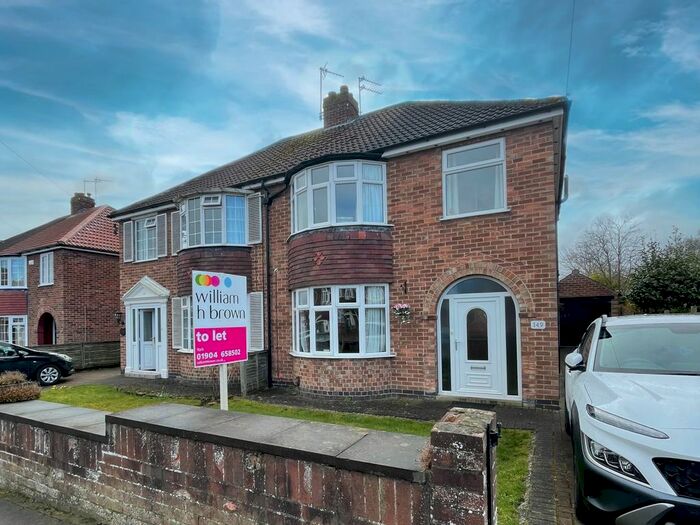 3 Bedroom Semi-Detached House To Rent In Almsford Road, York, YO26