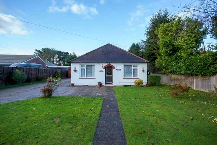 3 Bedroom Detached Bungalow For Sale In Rhodes Minnis, Canterbury CT4