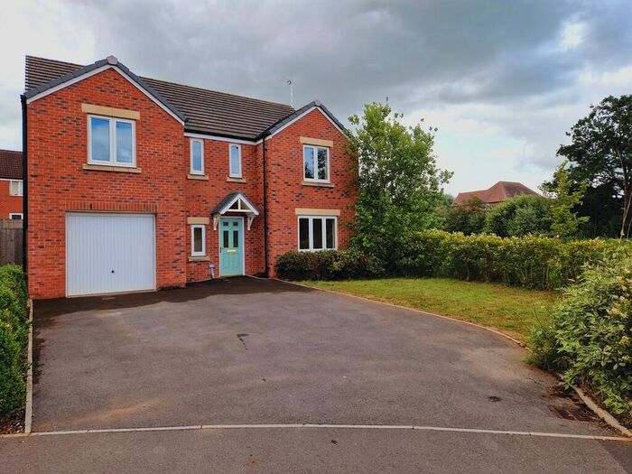 5 Bedroom Detached House To Rent In Fairwood, Coate, Swindon, SN3
